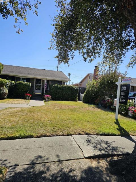 40575 Blacow Road, Fremont CA: https://media.crmls.org/mediaz/492ee0de-db27-433e-8939-d634c9412c59.jpg