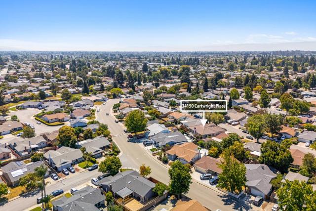 34150 Cartwright Place, Fremont CA: https://media.crmls.org/mediaz/492f0198-ce6c-4d01-8886-c3d0557de4ed.jpg