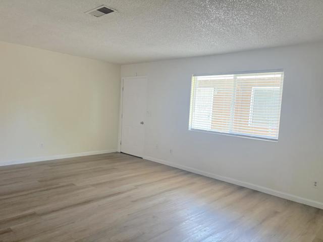 722 E Swain Road, Stockton CA: https://media.crmls.org/mediaz/492fa474-e626-4e80-b4c6-34214d237333.jpg