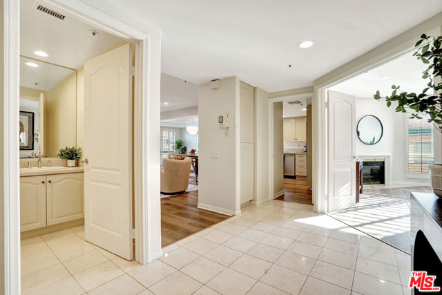 Drew Fenton | 11690 Montana Avenue Los Angeles CA | MLS: 7295317 Drew Fenton | 11690 Montana Avenue Los Angeles CA | MLS: 7295317