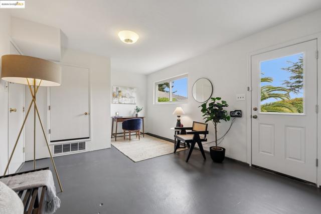 1494 Olive Ave, Richmond CA: https://media.crmls.org/mediaz/4930b7d4-a3f2-43ca-a153-51da38be49d7.jpg