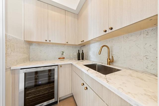 291 Atherton Avenue, Atherton CA: https://media.crmls.org/mediaz/4930c1fd-c959-4531-a35a-da3ce5eb61e4.jpg