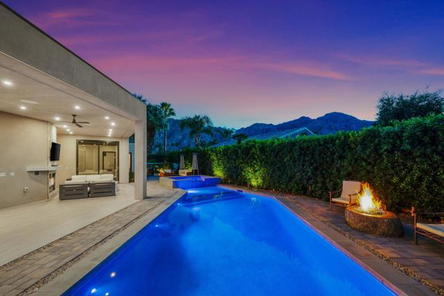 77300 Coyote Creek, Indian Wells CA: https://media.crmls.org/mediaz/4930c88e-2faa-4e02-a253-7cfb632f8e85.jpg