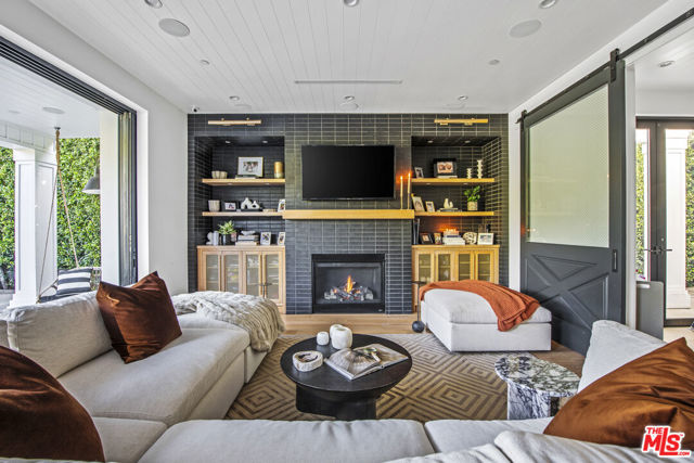 726 N Alta Vista Boulevard, Los Angeles CA: https://media.crmls.org/mediaz/4930f04d-4f92-4ce3-8968-06ba08049a3f.jpg