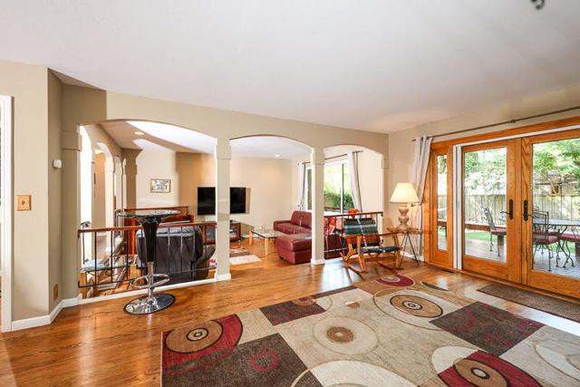3523 Oak Drive, Menlo Park CA: https://media.crmls.org/mediaz/49316d01-3887-4f61-8d40-b5951d796213.jpg