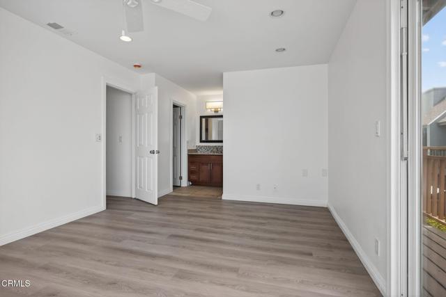 Detail Gallery Image 7 of 14 For 5507 Driftwood St, Oxnard,  CA 93035 - 2 Beds | 2 Baths