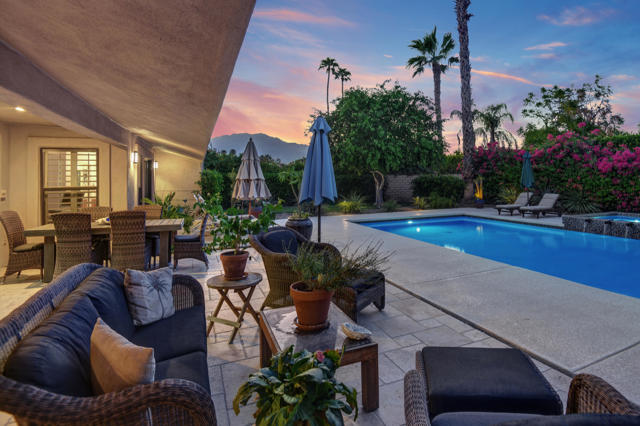 71138 Patricia Park Place, Rancho Mirage CA: https://media.crmls.org/mediaz/4931bb0e-3329-4198-9930-366951ab1e57.jpg