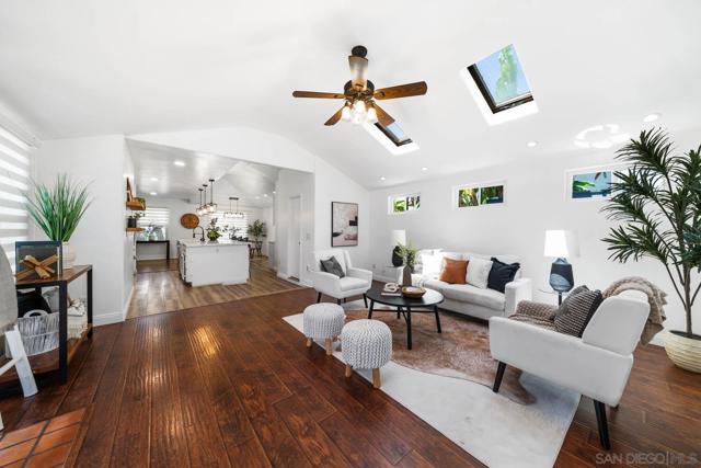 516 Bonito Avenue, Imperial Beach CA: https://media.crmls.org/mediaz/4931e495-0fc6-4be2-a641-6f06cde36f12.jpg