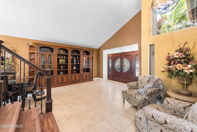 3961 Springtime Lane, Moorpark CA: https://media.crmls.org/mediaz/49335672-b340-4f67-ad14-c6878be5f923.jpg