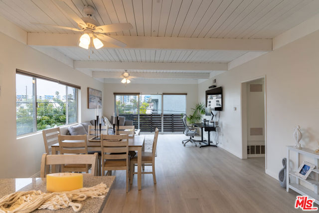 3900 PACIFIC Avenue, Marina del Rey CA: https://media.crmls.org/mediaz/49354394-b754-4a21-9dce-1c0662bdcd35.jpg