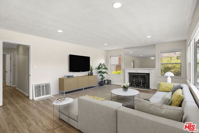 12127 Juniette Street, Culver City CA: https://media.crmls.org/mediaz/4938187f-0673-4a78-92b6-f473b8406a9f.jpg