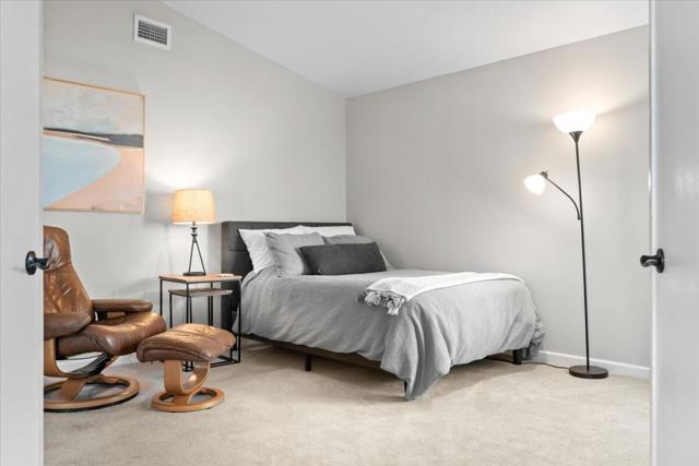 296 Vista Royale E Circle, Palm Desert CA: https://media.crmls.org/mediaz/493883aa-5e17-46b9-b250-9b512f1801fb.jpg