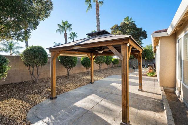 11447 Mirage Drive, Chowchilla CA: https://media.crmls.org/mediaz/49389b90-21ac-4fb6-880b-1f8e50e06449.jpg