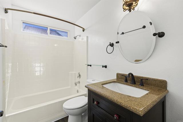 30163 Destiny, Murrieta CA: https://media.crmls.org/mediaz/49390e12-62ce-4d46-8912-f200d20df810.jpg