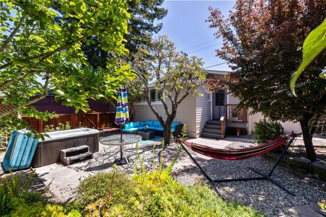 113 Washburn Avenue, Santa Cruz CA: https://media.crmls.org/mediaz/4939c7ce-8853-4b48-b145-148aae75294e.jpg