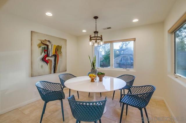 14590 Kent Hill Way, Poway CA: https://media.crmls.org/mediaz/493a3abf-2bed-4785-bedb-dc23646c8134.jpg