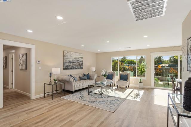 Image 18 of 48 For 1804 Tanglewood Way