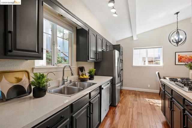 Image 13 of 57 For 2343 Mastlands Dr