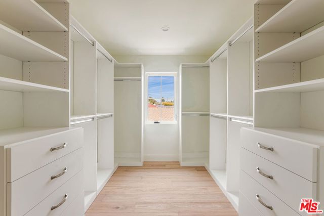 2455 23rd Street, Santa Monica CA: https://media.crmls.org/mediaz/493bc8ec-f1ff-442d-8941-96e00f68637b.jpg
