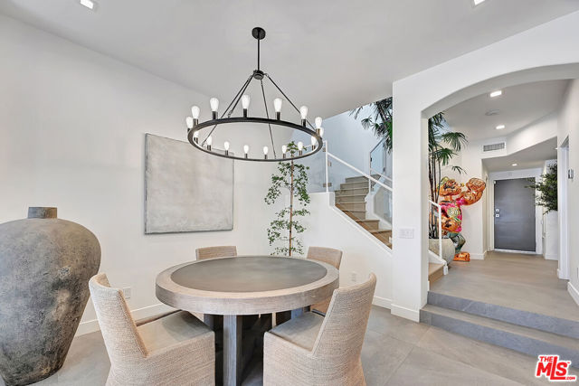 6442 Lunita Road, Malibu CA: https://media.crmls.org/mediaz/493ca58e-babe-429e-8ee2-5b92772d797b.jpg