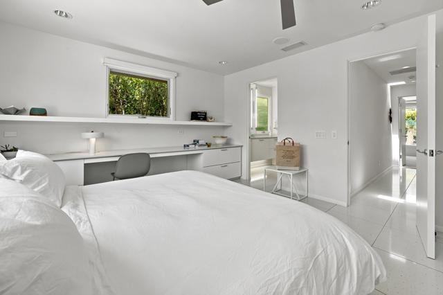 241 Camino Norte, Palm Springs, CA 92262
