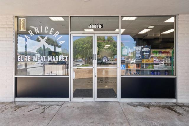 16915 16915 Monterey Hwy, Morgan Hill CA: https://media.crmls.org/mediaz/493ec0af-714f-4124-9ea6-811b142217ea.jpg