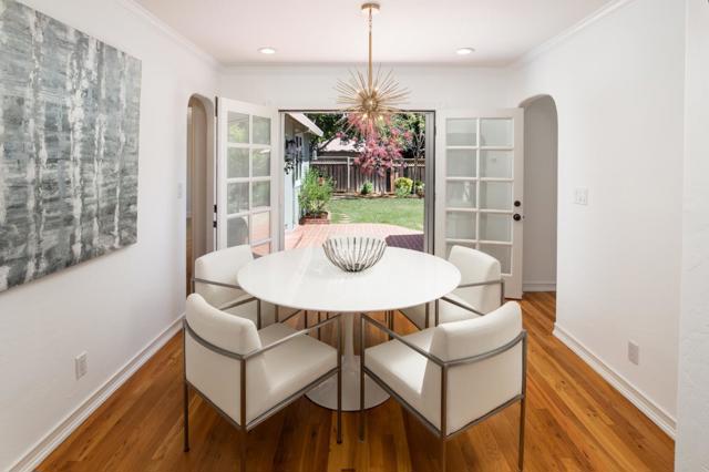481 San Luis Avenue, Los Altos CA: https://media.crmls.org/mediaz/493ff6b7-acc1-4702-83b8-e39c1480dc56.jpg