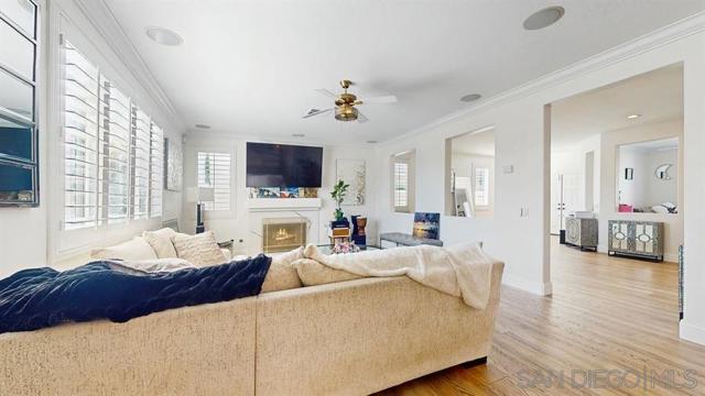 43041 Noble Court, Temecula CA: https://media.crmls.org/mediaz/4940ac0e-80b1-4432-913c-fddea845a463.jpg