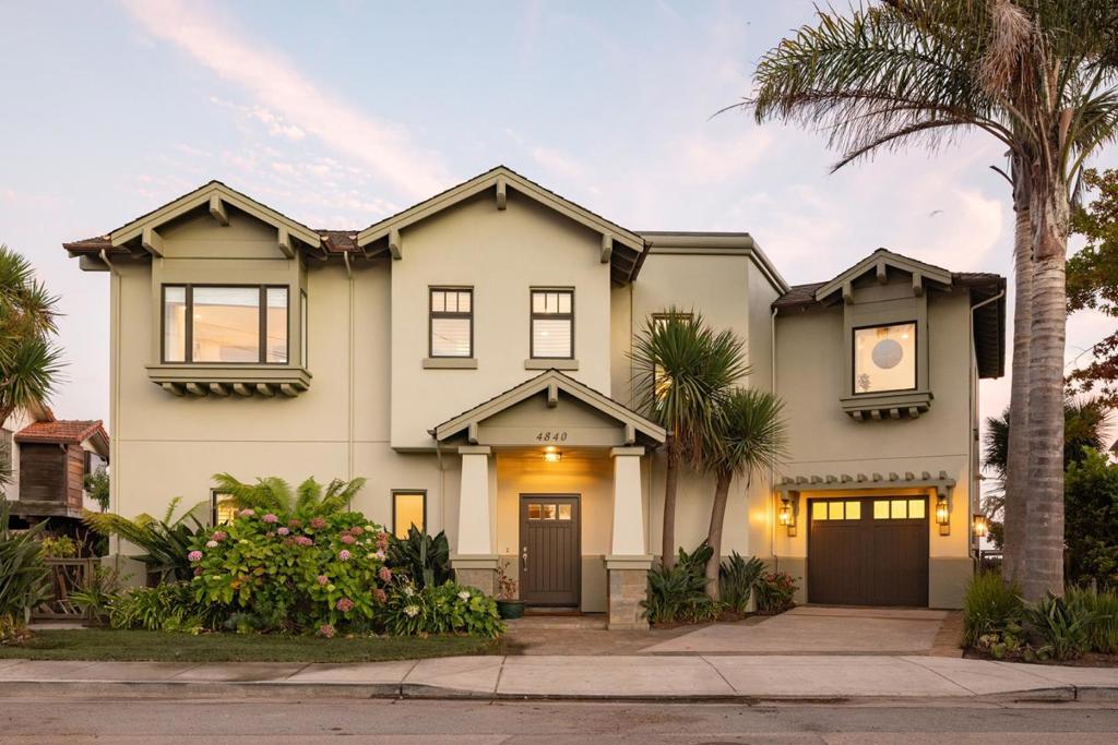 4840 Cliff Drive