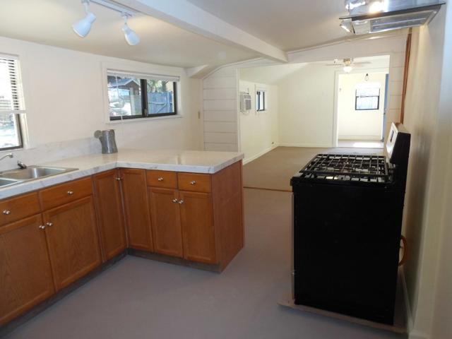37145 Nason Road, Carmel Valley CA: https://media.crmls.org/mediaz/4942b10f-559f-436f-b479-8384343851f5.jpg