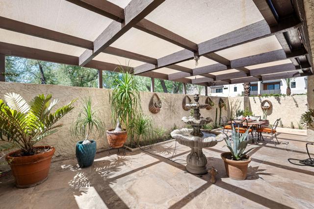 200 N Hermosa Drive, Palm Springs, CA 92262