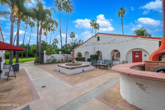 5625 Slicers Circle, Agoura Hills CA: https://media.crmls.org/mediaz/494341e7-d4ab-425b-bf6b-116c3bbc7272.jpg
