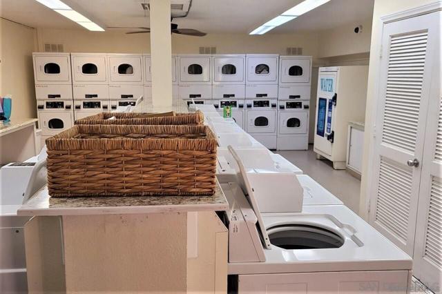 1621 Hotel Circle S, San Diego CA: https://media.crmls.org/mediaz/49438f42-d437-4909-9976-f2f23834886c.jpg