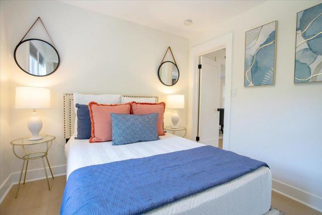 524 8th Avenue, Menlo Park CA: https://media.crmls.org/mediaz/49439044-6e32-4f64-b44d-82ed35165b70.jpg