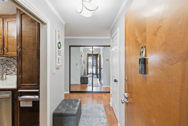 26953 Hayward Blvd, Hayward CA: https://media.crmls.org/mediaz/4944a089-7f55-4224-abfb-ac3dbf29191e.jpg