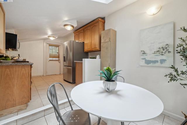 11349 Alameda Ave, Brookdale CA: https://media.crmls.org/mediaz/4944d302-e73a-4e63-b21a-f9447b5d6256.jpg