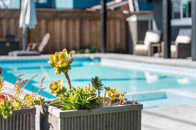 1231 Westward Drive, Hollister CA: https://media.crmls.org/mediaz/494522ac-e8b7-4ef8-85dd-8541c03507f6.jpg