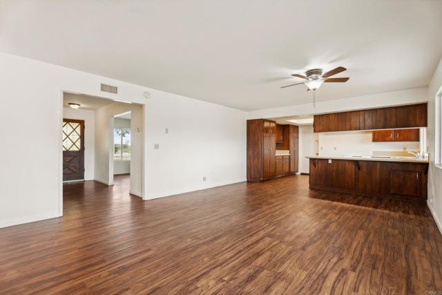 Detail Gallery Image 11 of 49 For 1375 Pine St,, Ramona,  CA 92065 - 3 Beds | 2 Baths