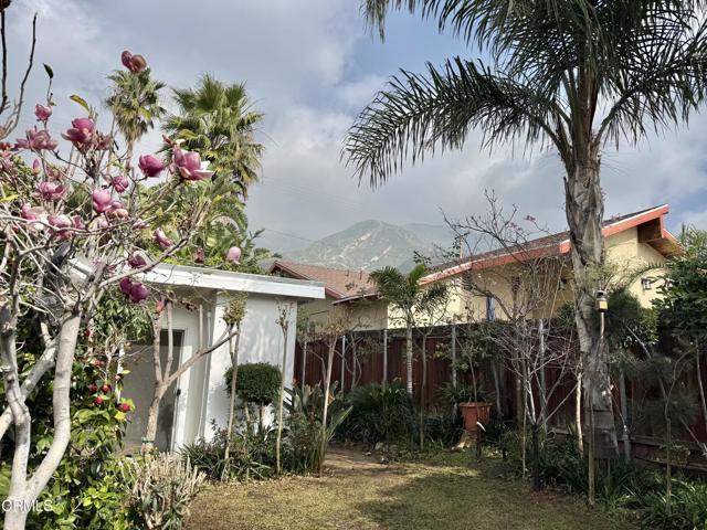 Detail Gallery Image 21 of 23 For 5212 New York Ave Ave, Glendale,  CA 91214 - 4 Beds | 2/1 Baths