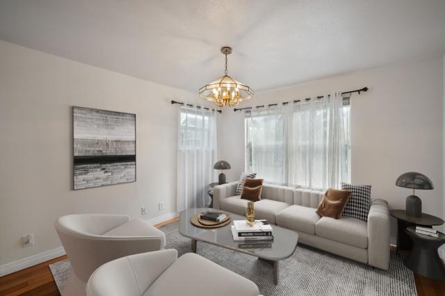 10510 East Court, Oakland CA: https://media.crmls.org/mediaz/49486172-fbc2-4e5e-8ed5-2973bf24d81c.jpg