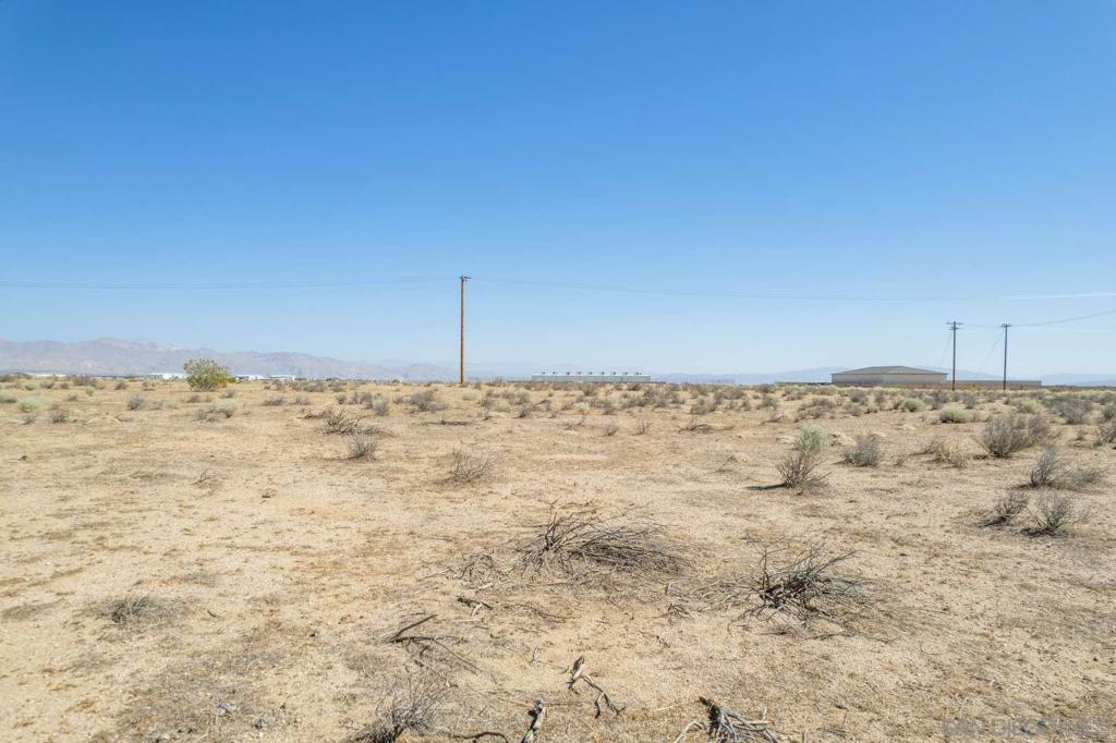 MLS #250034951SD image #17