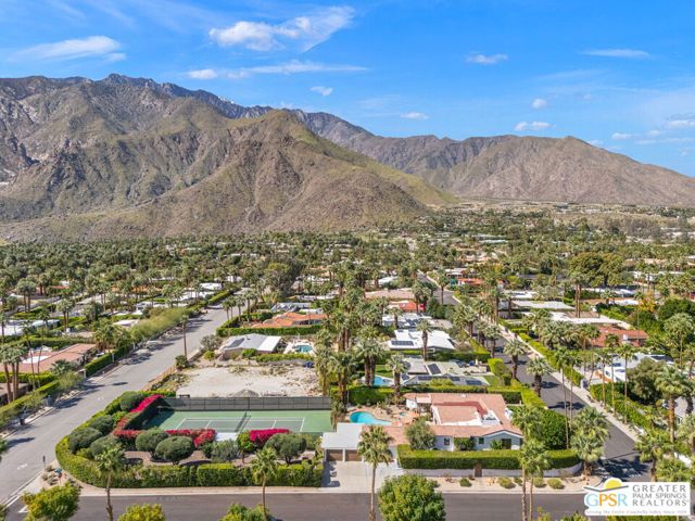 Image 10 of 57 For 311 Via Sol  