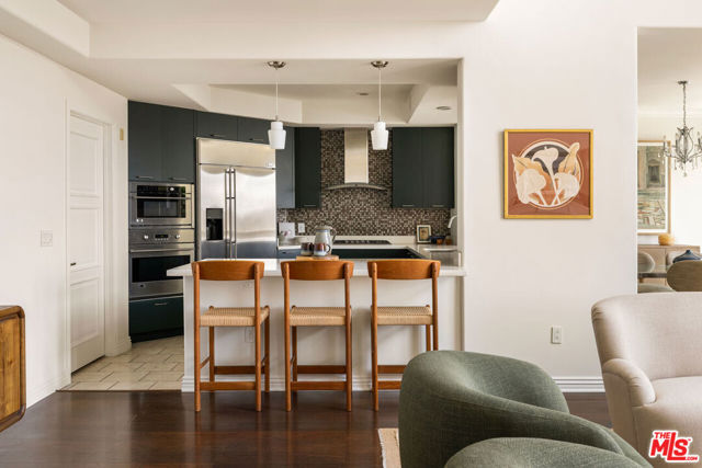558 Caruso Avenue photo 10