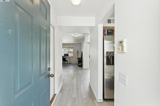 1017 Bissell Ave, Richmond CA: https://media.crmls.org/mediaz/494cd69f-d076-4965-8245-c967dbd1a5db.jpg