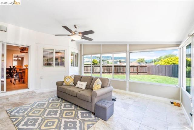 Image 24 of 56 For 14787 Oleander St