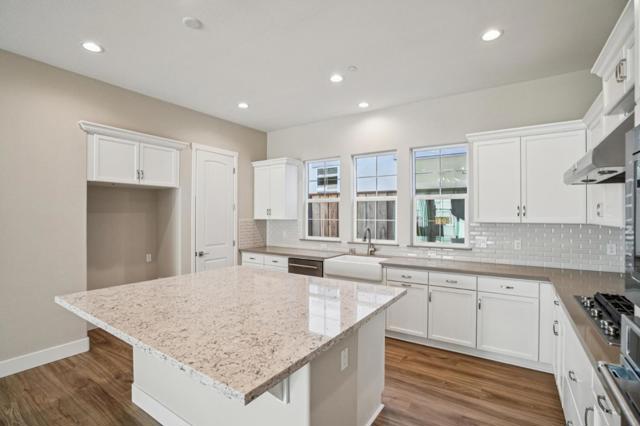 3068 El Capitan Drive, Marina CA: https://media.crmls.org/mediaz/494f7ec8-ec00-4f2b-84da-b553cf8a859e.jpg