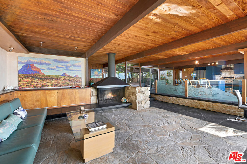 MLS #26853975 image #12