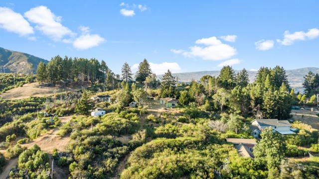 30700 Loma Chiquita Road, Los Gatos CA: https://media.crmls.org/mediaz/49528dd6-9a8d-43b2-940f-f738f6c4b209.jpg
