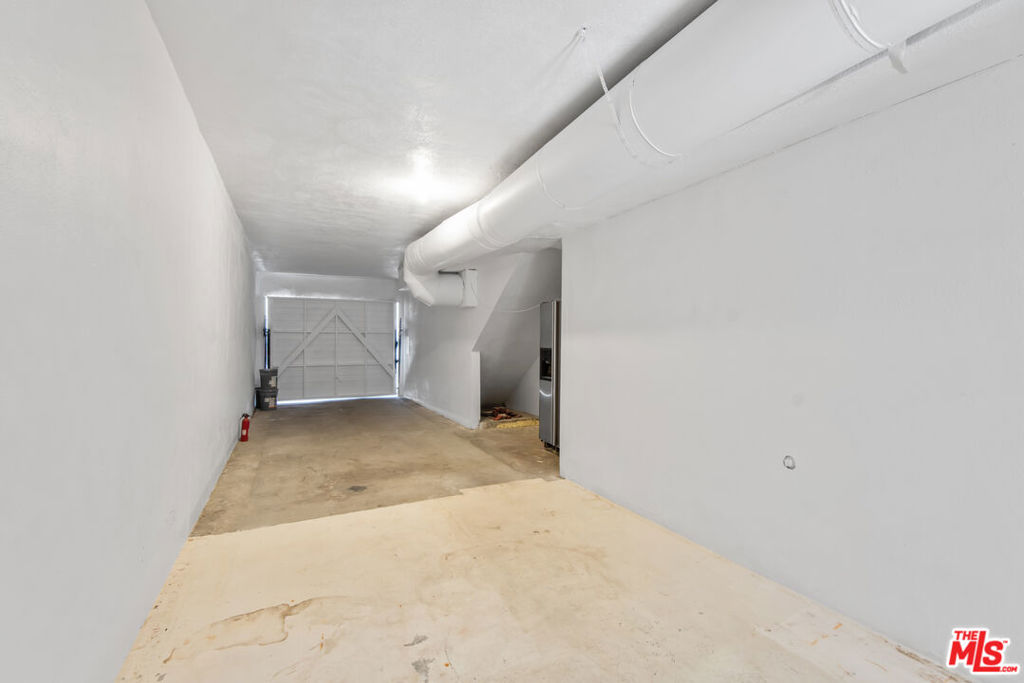 MLS #25587447 image #33