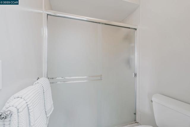 92 Gaywood Pl, Moraga CA: https://media.crmls.org/mediaz/495379d5-8ba7-49a3-8643-6539ba7b100e.jpg